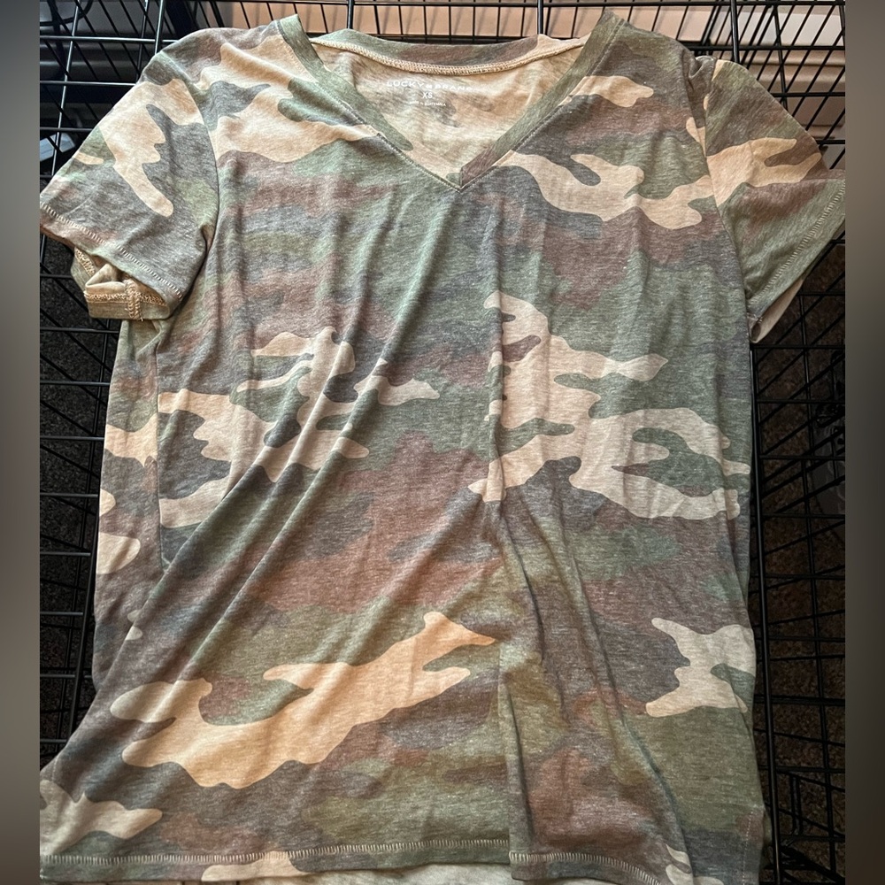Lucky brand Camouflage V-Neck T-Shirt NWOT